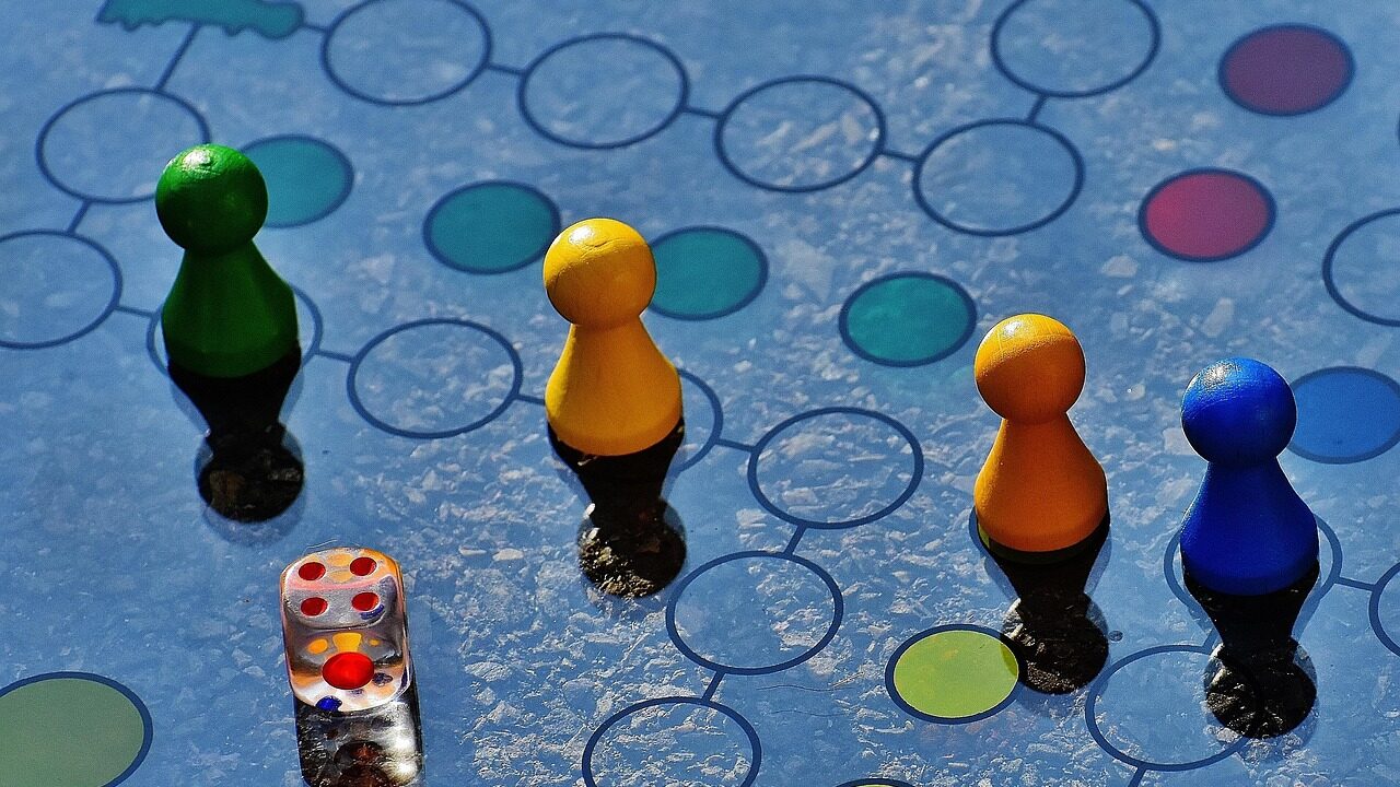 Not ludo, game board, glass, cone, game characters, dice, gesellschaftsspiel, pastime, family, fun, to play, playing field, board game, dice, board game, board game, board game, board game, board game